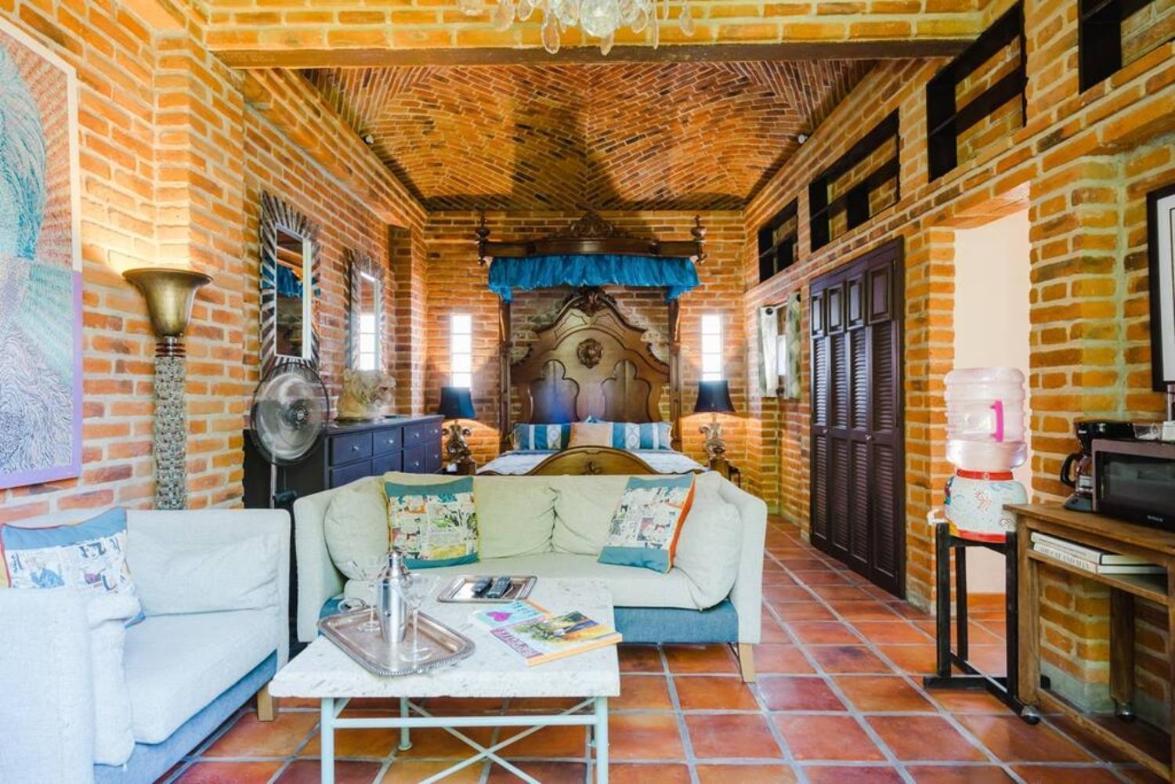 Enjoy Ac In The Queen'S Suite At Inn Ajijic Exterior photo