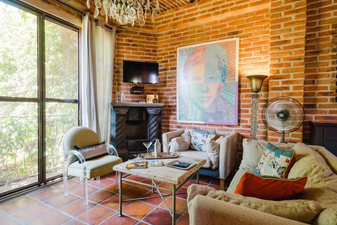 Enjoy Ac In The Queen'S Suite At Inn Ajijic Exterior photo